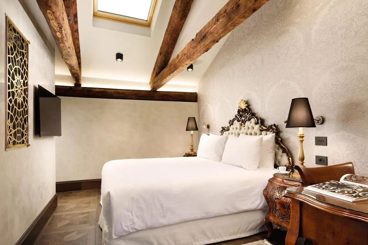 Empress Theodora Apartments Venice